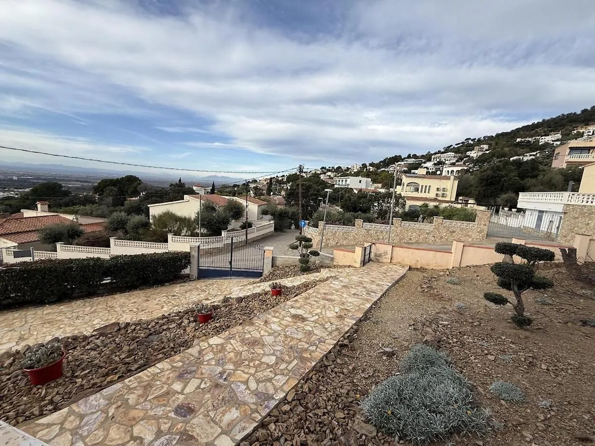 Awaydays - Mas Fumats 1 - Apartment With Pool Selva de Mar Spain