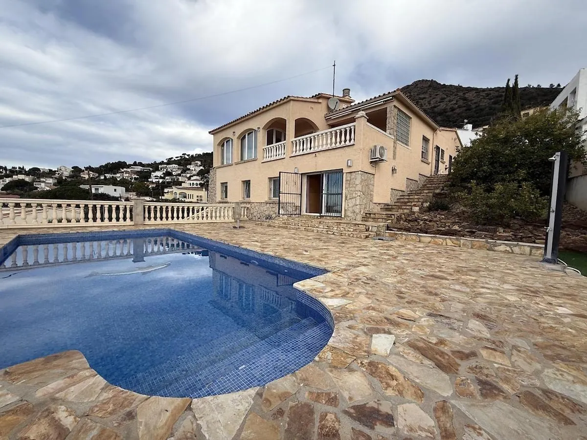 Awaydays - Mas Fumats 1 - Apartment With Pool Selva de Mar 0*,  Spain